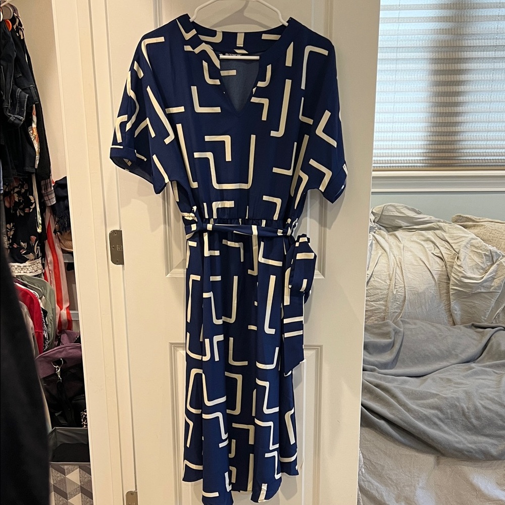 BloomChic Blue and White Geometric Midi Dress